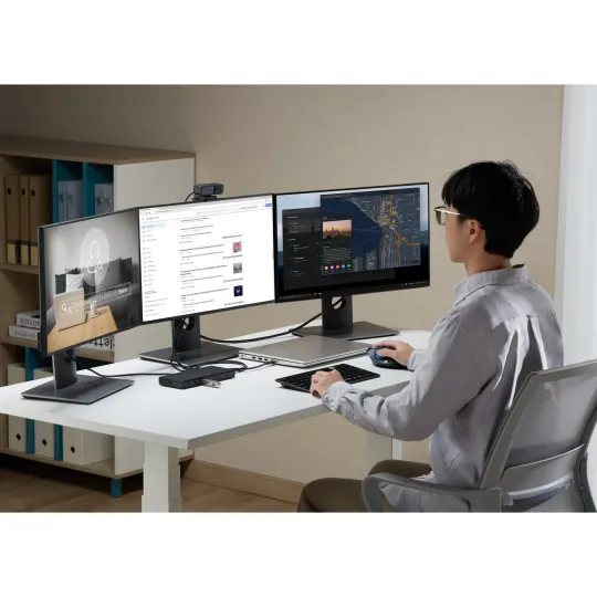 Kensington Docking station SD4842P EQ, con USB-C 10 Gb s, tripla uscita video, senza driver e 100 W PD