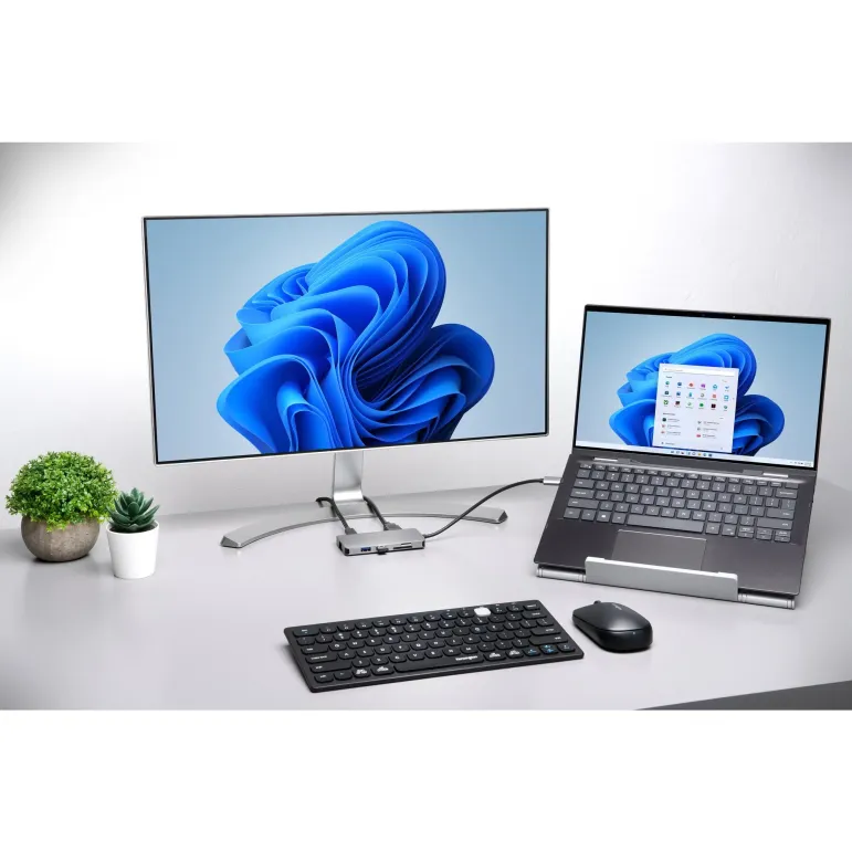 Kensington Hub portatile senza driver 8-in-1 USB-C UH1400P