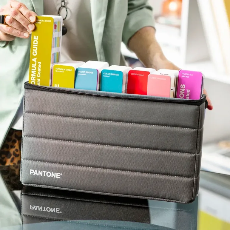 Pantone Portable Guide Studio