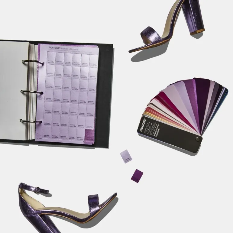 Pantone FHI Metallic Shimmers Color Specifier and Guide Set