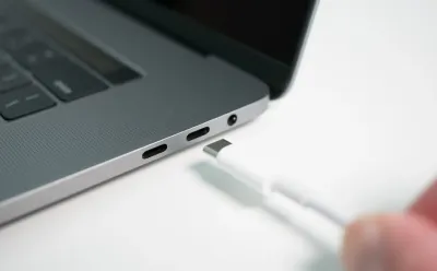 Thunderbolt 3, USB-C, Thunderbolt 4, USB 4: facciamo un po' di chiarezza.